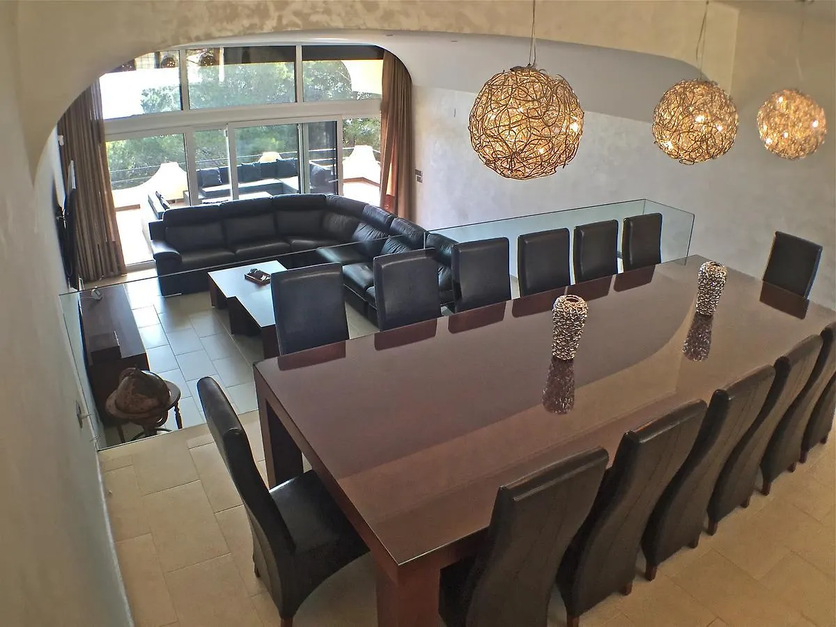 Cui Bono Villa L'Ampolla Spain